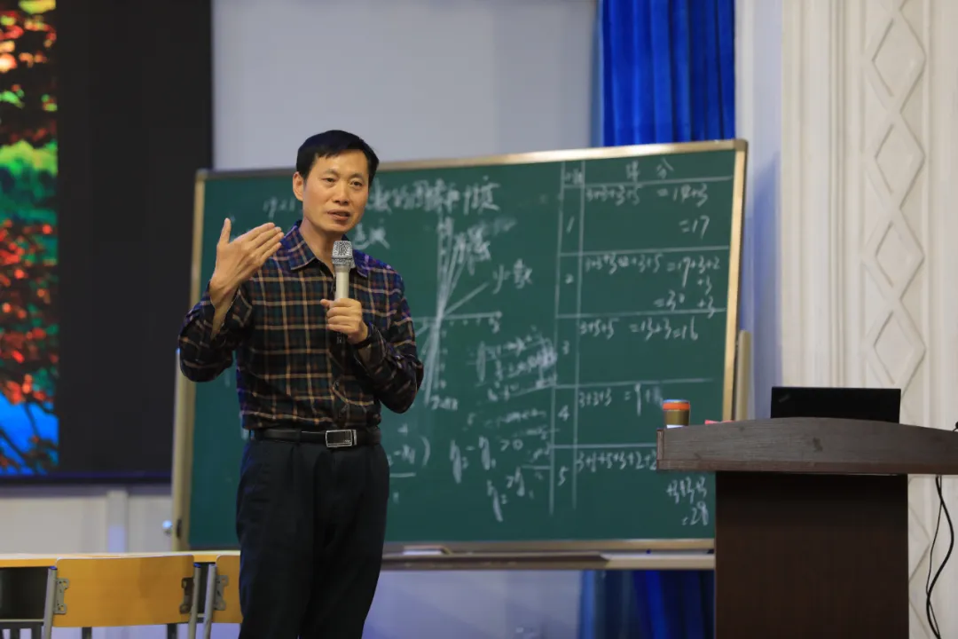 691af3392b352.png 691af3392b352.png