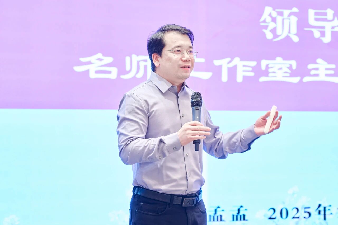 6937b8ea36a6d.jpg 6937b8ea36a6d.jpg