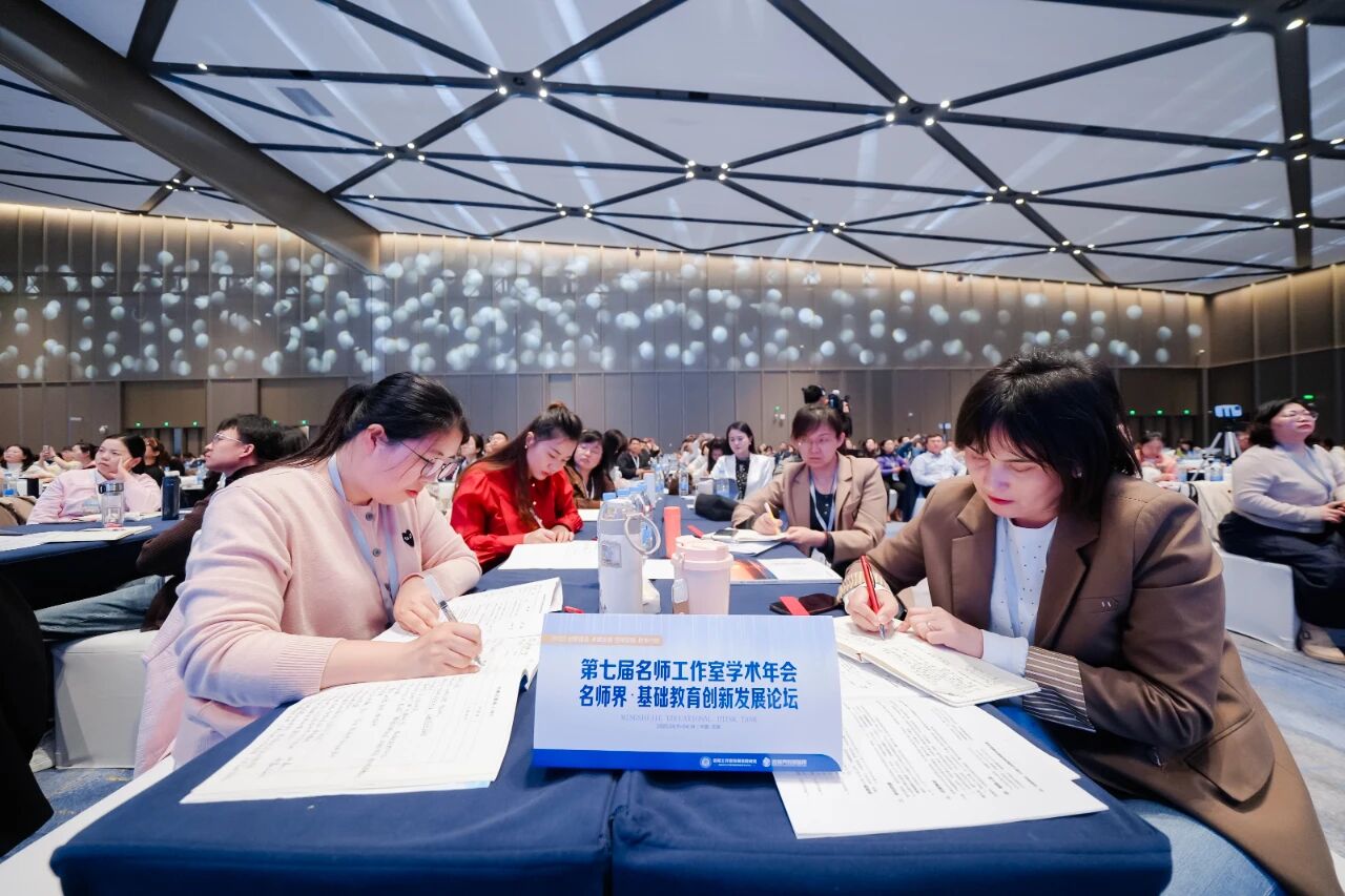 6939112d7b50f.jpg 6939112d7b50f.jpg